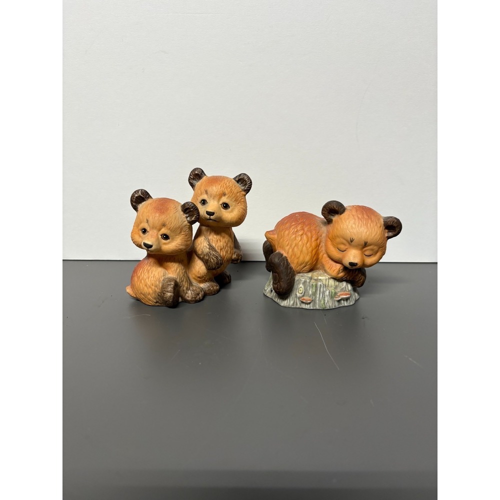 1985 Enesco Morehead "Endanger Young'uns" Red Panda Cubs Figurines Set of 2